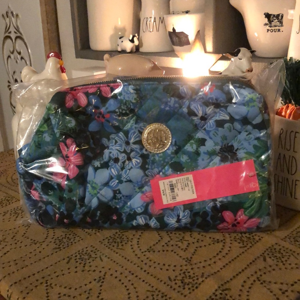 Lilly Pulitzer Adah Quilted Pouch (Soiree All Day)